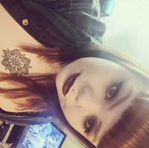 Meet your Posher, Keelee